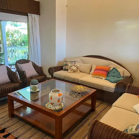 Exclusiva Casa Con Piscina En La Mejor Zona De Βίγκο