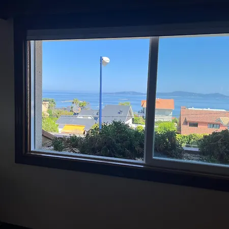 Exclusiva Casa Con Piscina En La Mejor Zona De Βίγκο