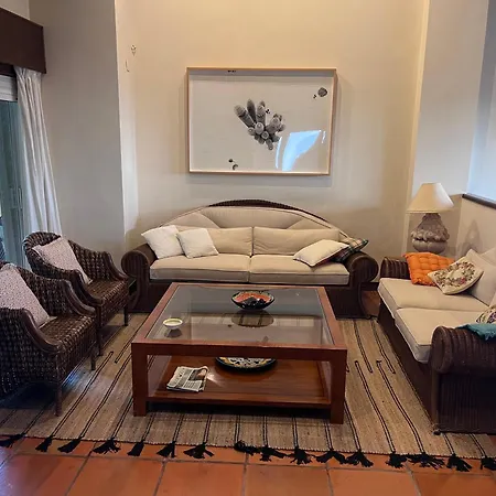 Exclusiva Casa Con Piscina En La Mejor Zona De Βίγκο